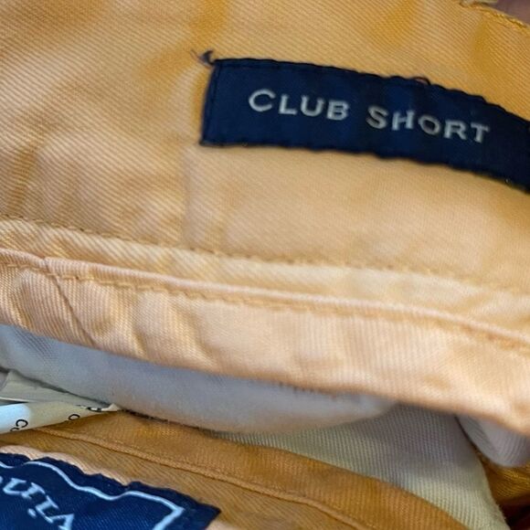 Vineyard Vines Pumpkin Colored Club Shorts in Size 32W x 8.5IS - Picture 4 of 8